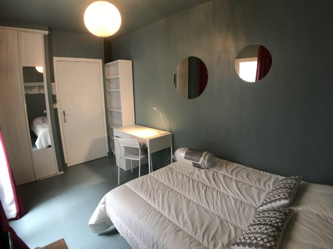 BORDEAUX – STUDIO meublé – 16m2 avec terrasse