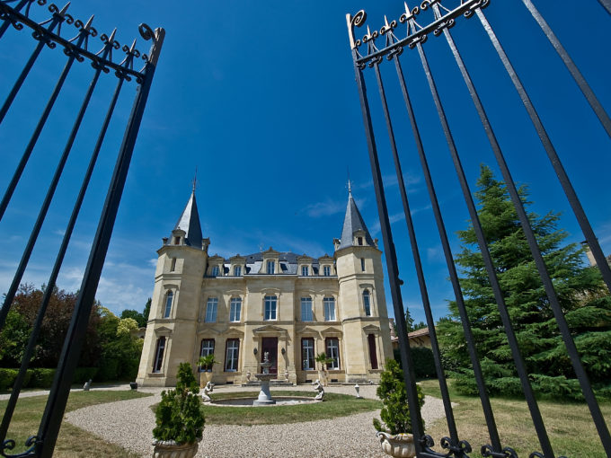 Eyrans – Château du 19ème siècle 13 pièces 1200m2