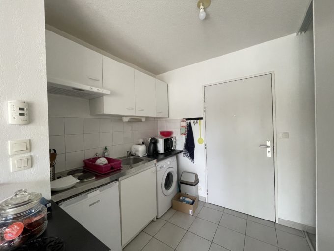 1 PIÈCE 30 M² STUDIO 30 M2 – BELIN-BÉLIET – BALCON ET PARKING