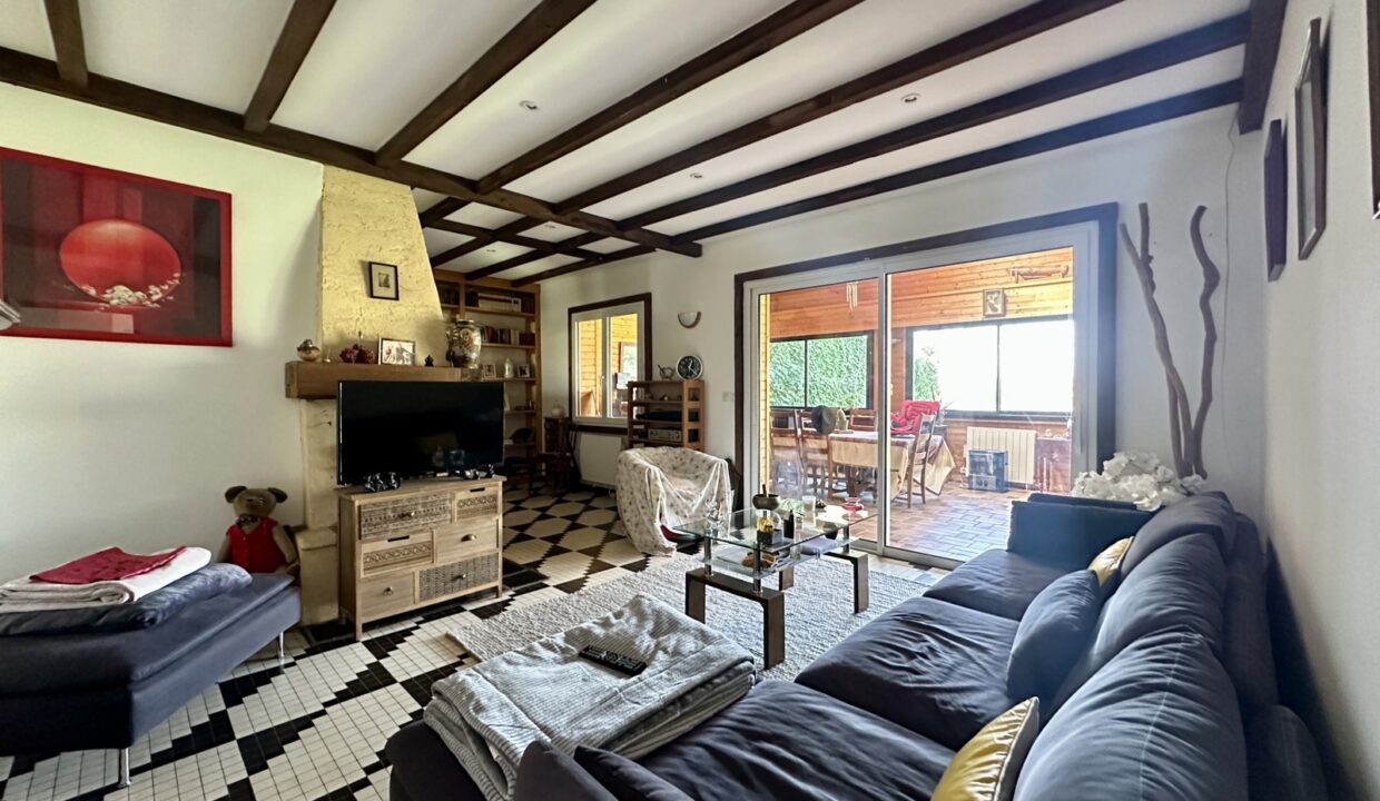 14078b4d4a864fdbb97a193c2e516631